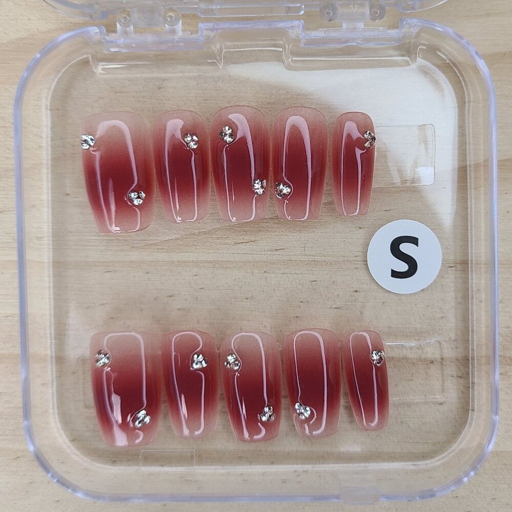 Ombre Press-On Nail Set DIY Easy & Reusable At Home Manicure